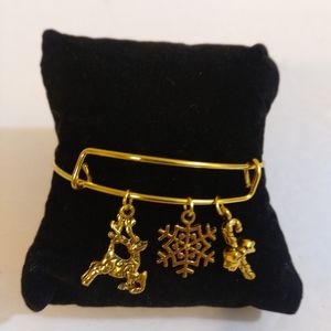 NEW Artisan  Gold Winter Scene Bangle Bracelet  6"- 7.5. 3 Charms